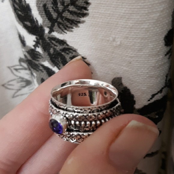 New Iolite 925 Silver Spinner Meditation Ring. - Picture 6 of 6